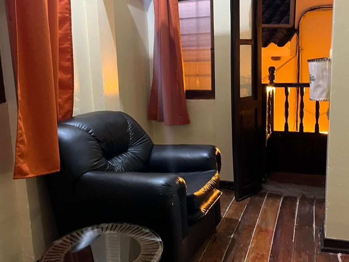 Hostal Andenes De Alabado Hotel Cusco Exterior photo